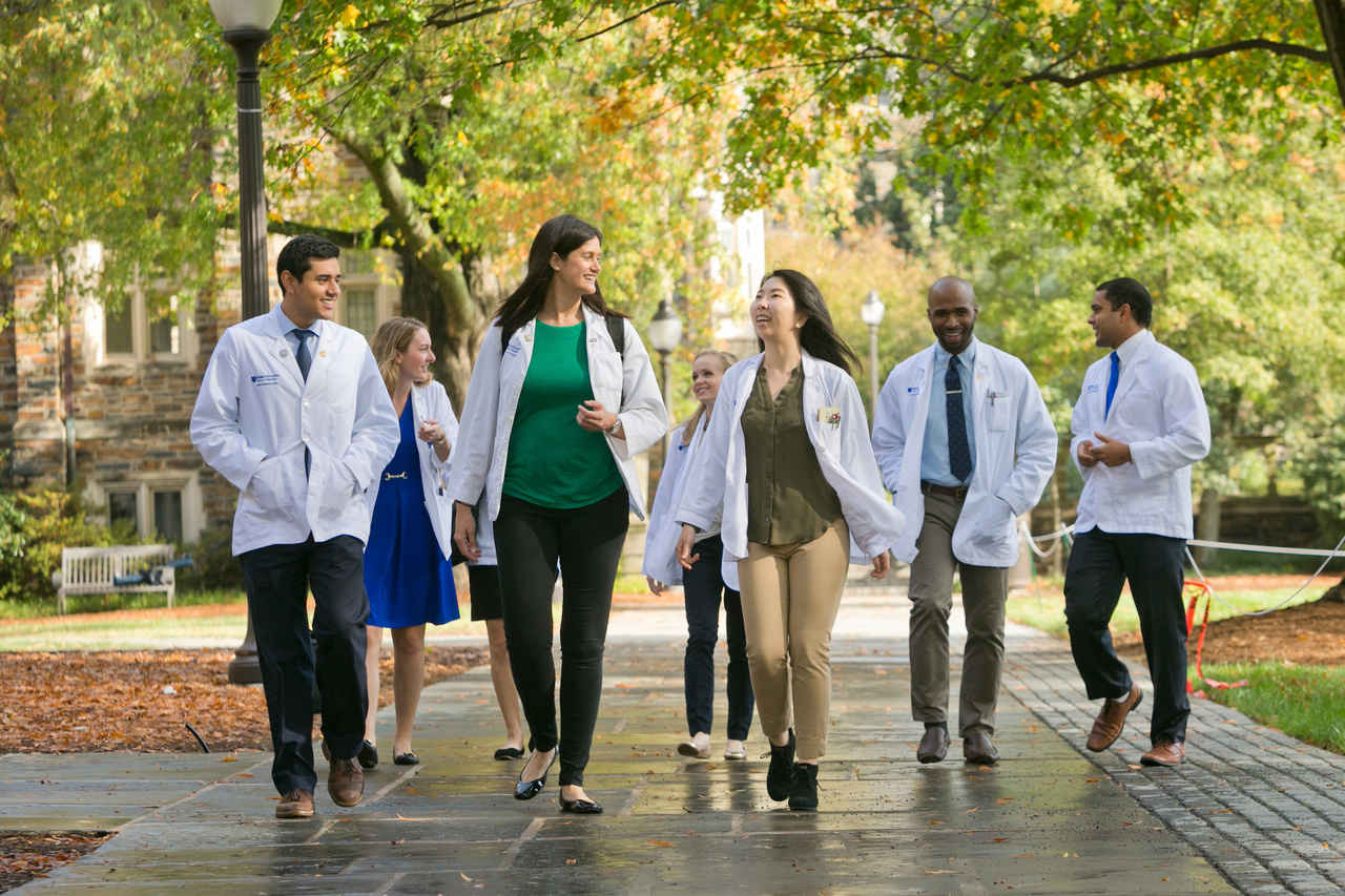 SoM students on west campus