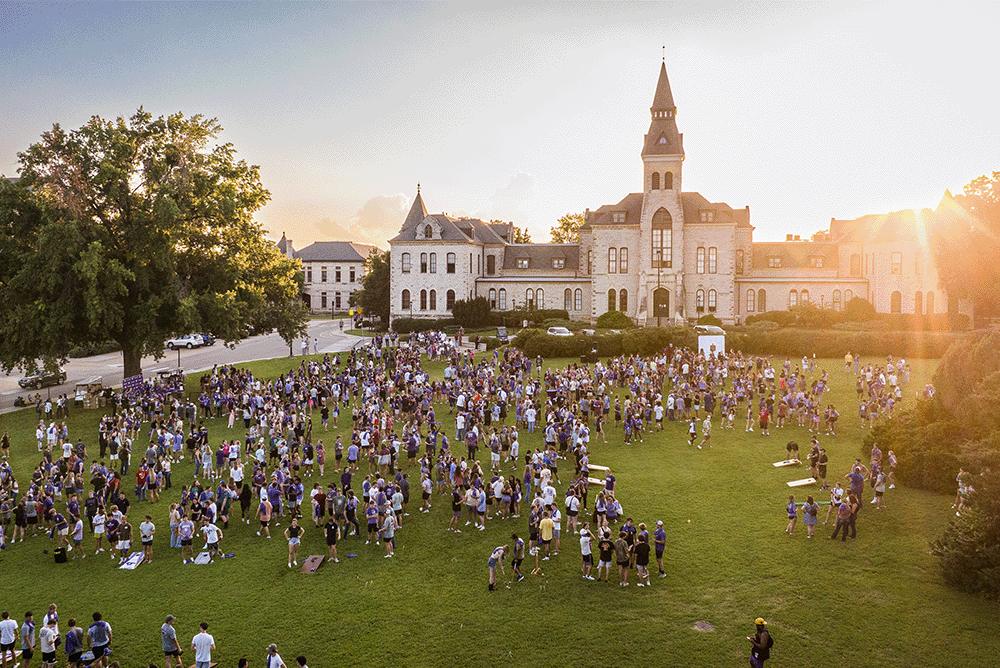 Students on Anderson Lawn at Kansas State University