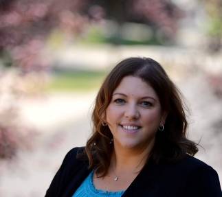 Dr. Valerie Sundby